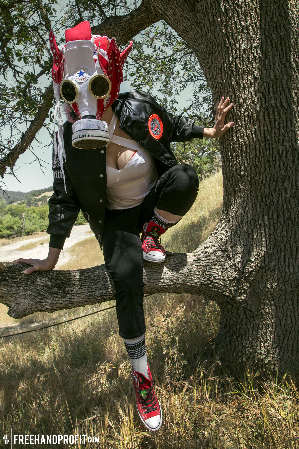 No.92, 93 & 94 : Chuck Taylor Gas Masks — FREEHAND PROFIT No.92, 93 & 94 : Chuck Taylor Gas Masks — FREEHAND PROFIT